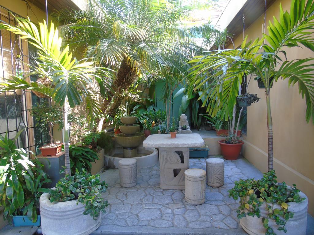 Out Of Bounds Boutique Hotel San Jose  Exterior photo