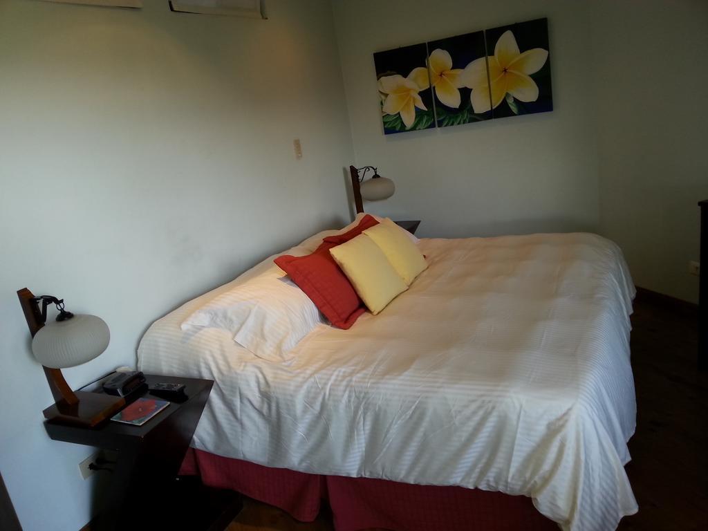 Out Of Bounds Boutique Hotel San Jose  Room photo