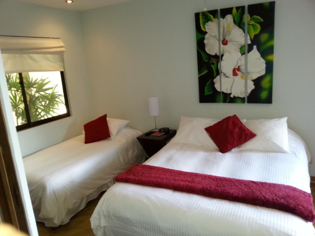 Out Of Bounds Boutique Hotel San Jose  Room photo